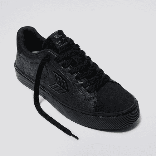 salvas all black premium leather sneaker.hover cb8419f9 af18 4ea8 949b 333863e5f95a